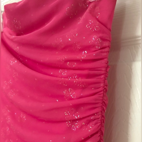 Vintage City Triangles Hot Pink Glitter Ruched Gown Dress with side Ruffles - Picture 2 of 6